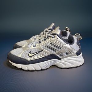 Vintage Nike Trail Mens Shoes